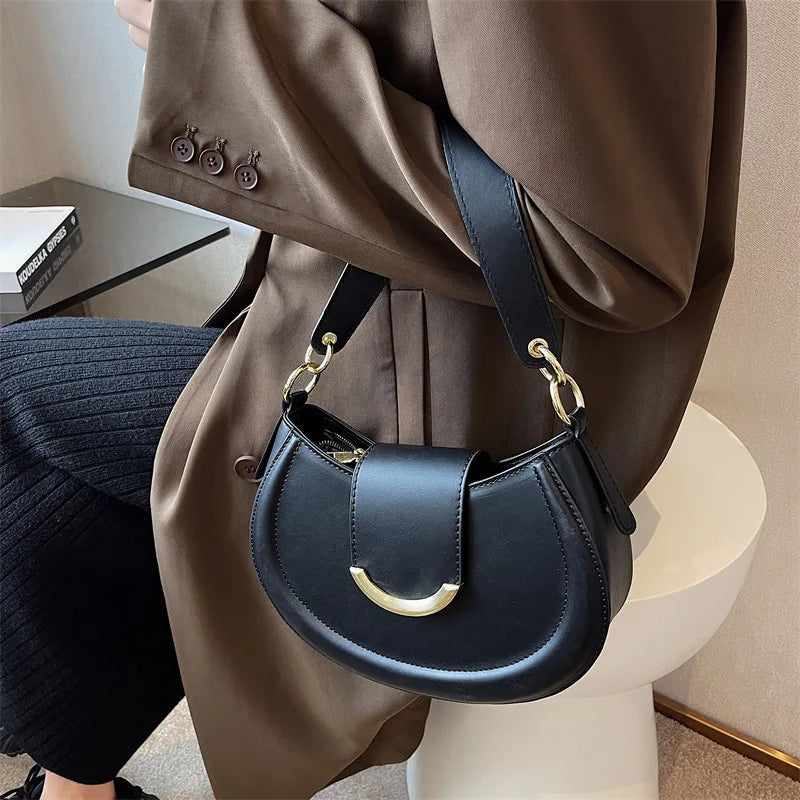 Arrase com Elegância: Bolsa de Ombro Luxuosa em PU Leather - Última Tendência de 2024! Adquira Agora e Eleve seu Estilo!